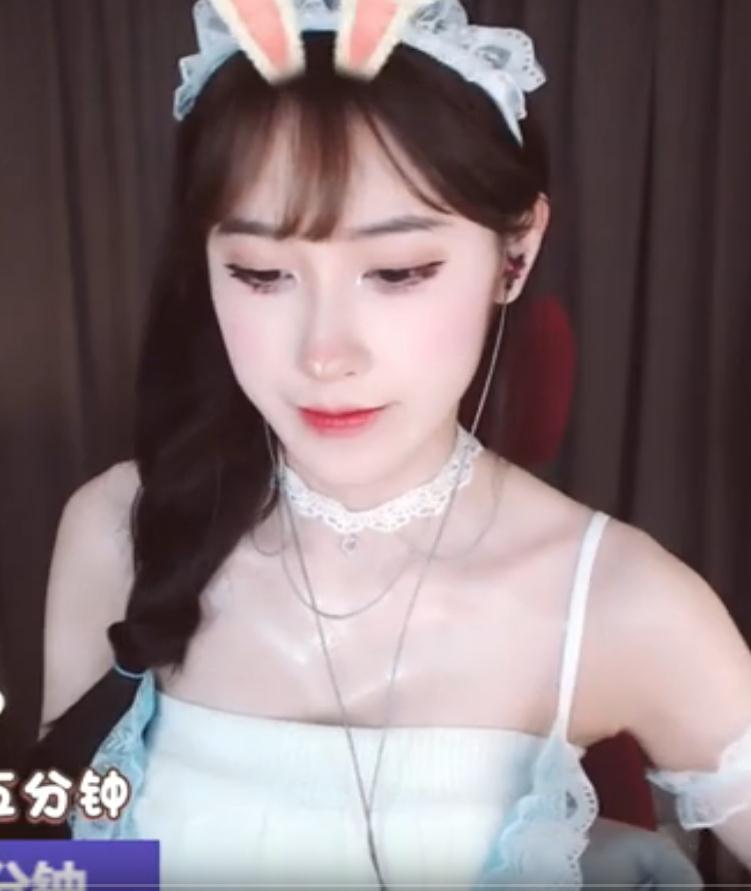 ASMR 放松耳部按摩和清洁 柳婉音