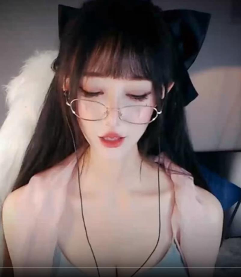 ASMR_小甜姜，你的女友哄你睡觉