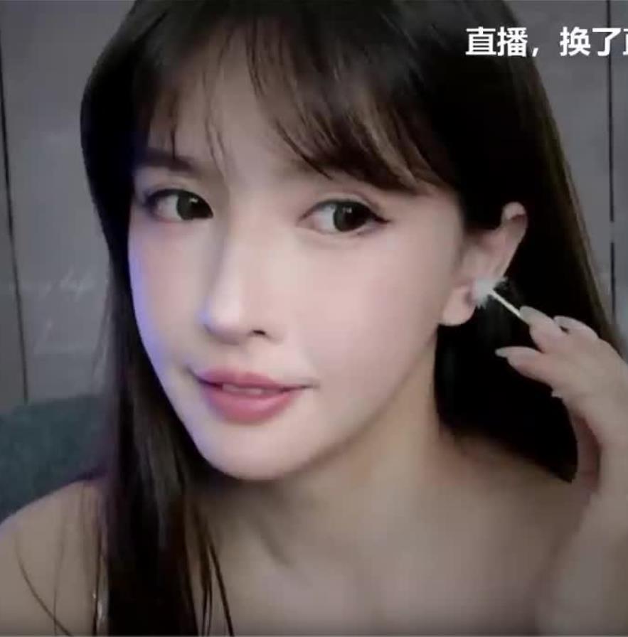 ASMR 确保你是一个人 - 粘滞的声音和深层耳朵清洁大艺术嘉 Carrie