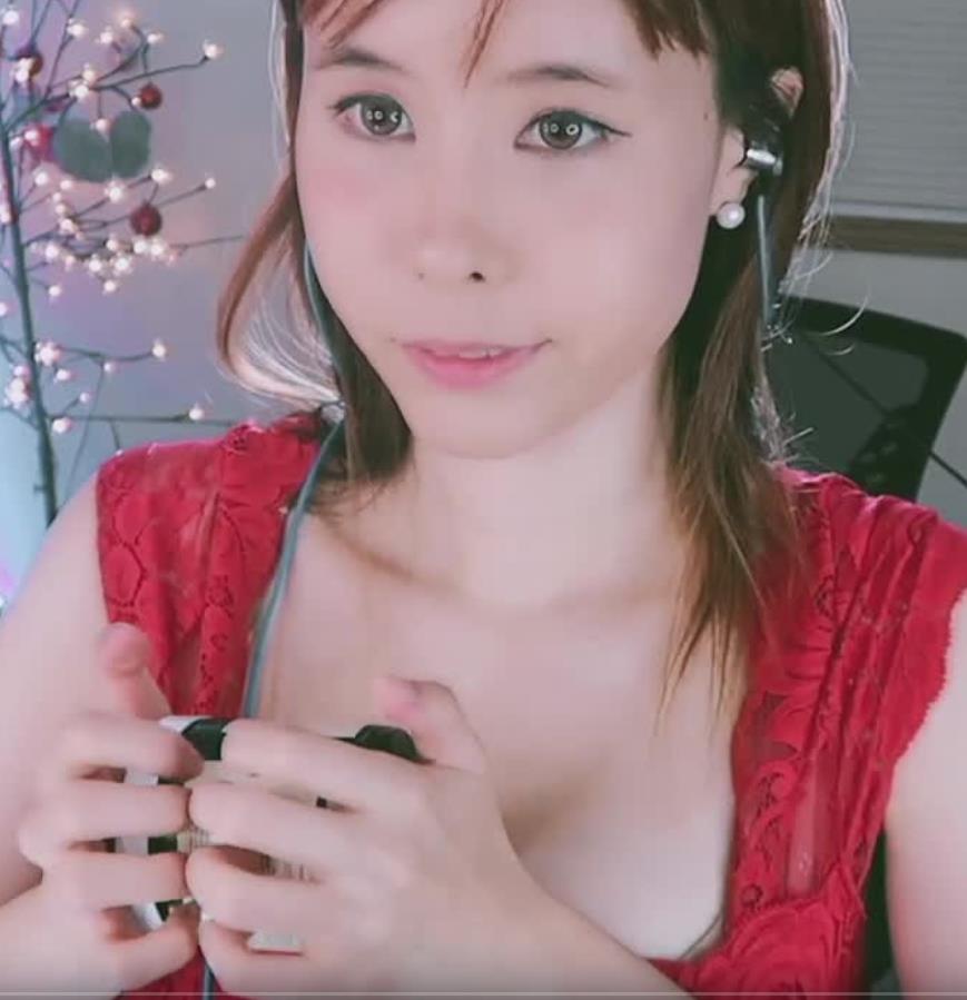 OliviaKiara ASMR 惊人的点击视频