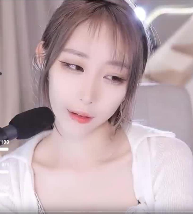 ASMR 女友的深夜耳疗702周童潼