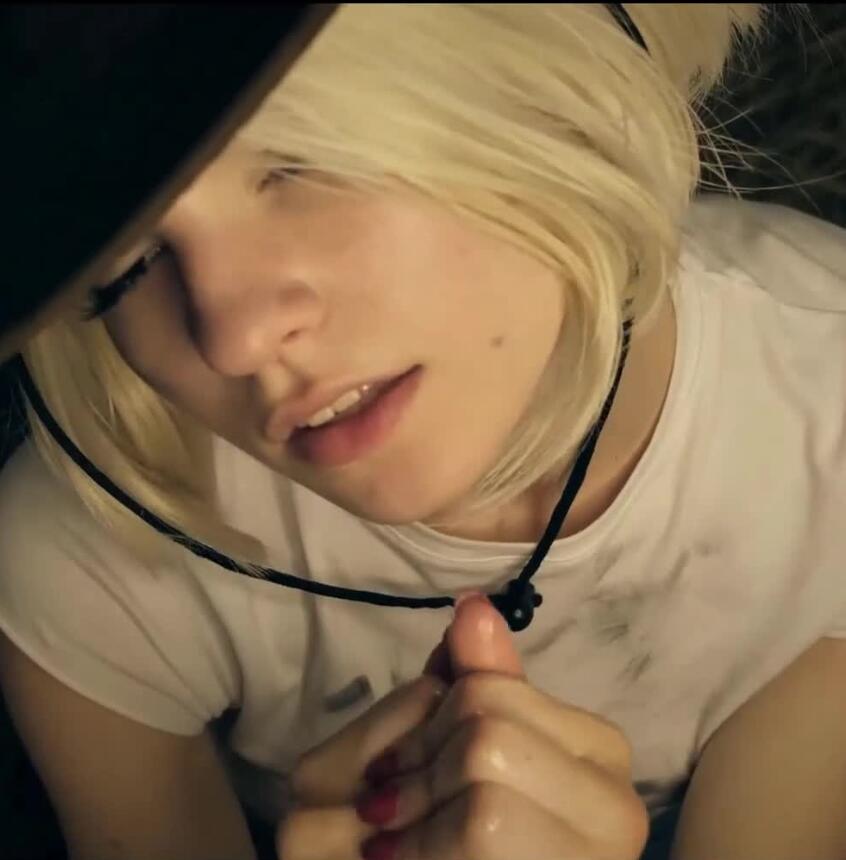 SOLY ASMR福利牛仔女孩舔耳