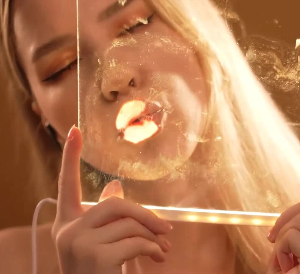 MOOD patreon 最新ASMR (舔玻璃和亲吻)