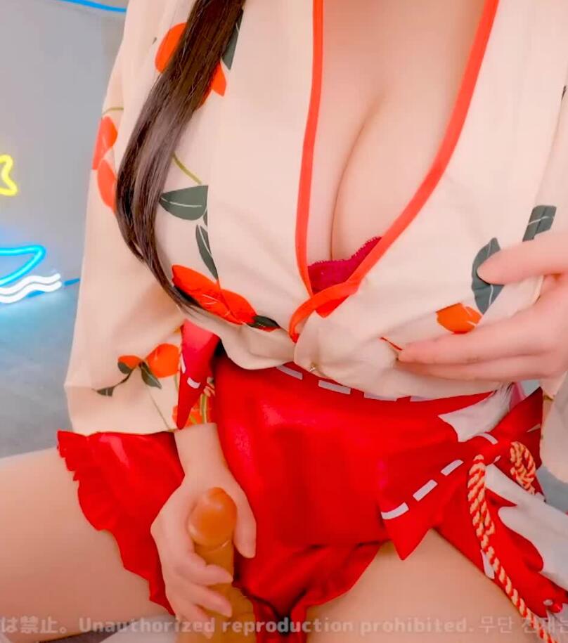 真琴 fanclube最新ASMR福利道具摩擦