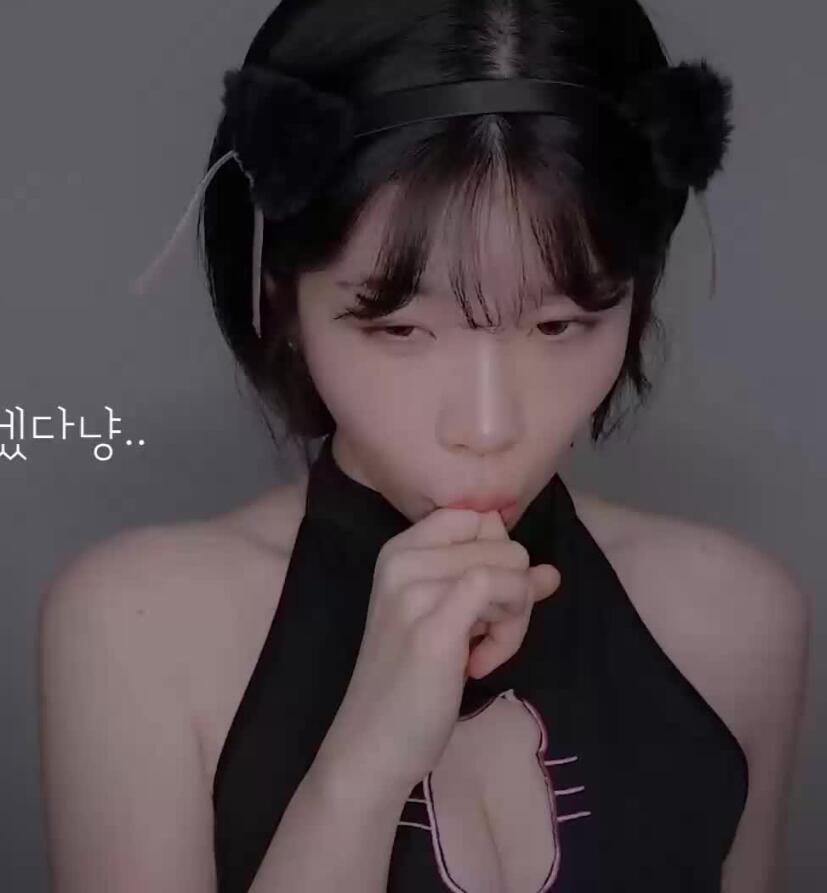 yeonchu 会员ASMR 福利 吃手舔屏