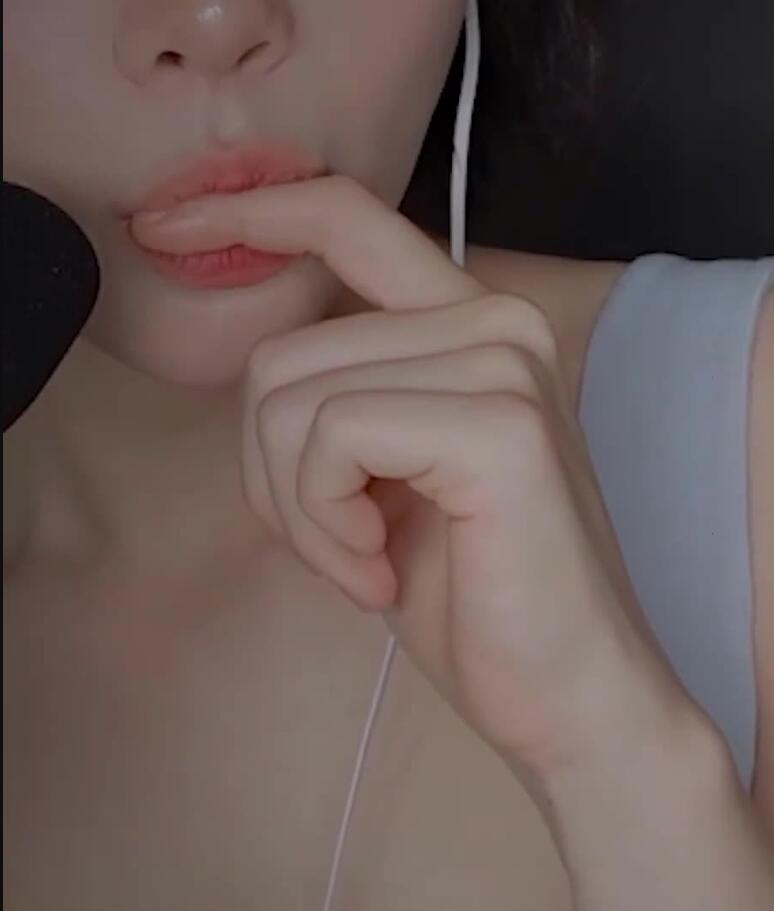 yeonchu ASMR 吸吮手指