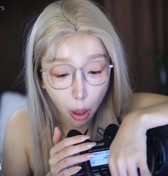 酥酥学姐ASMR 弹舌略略