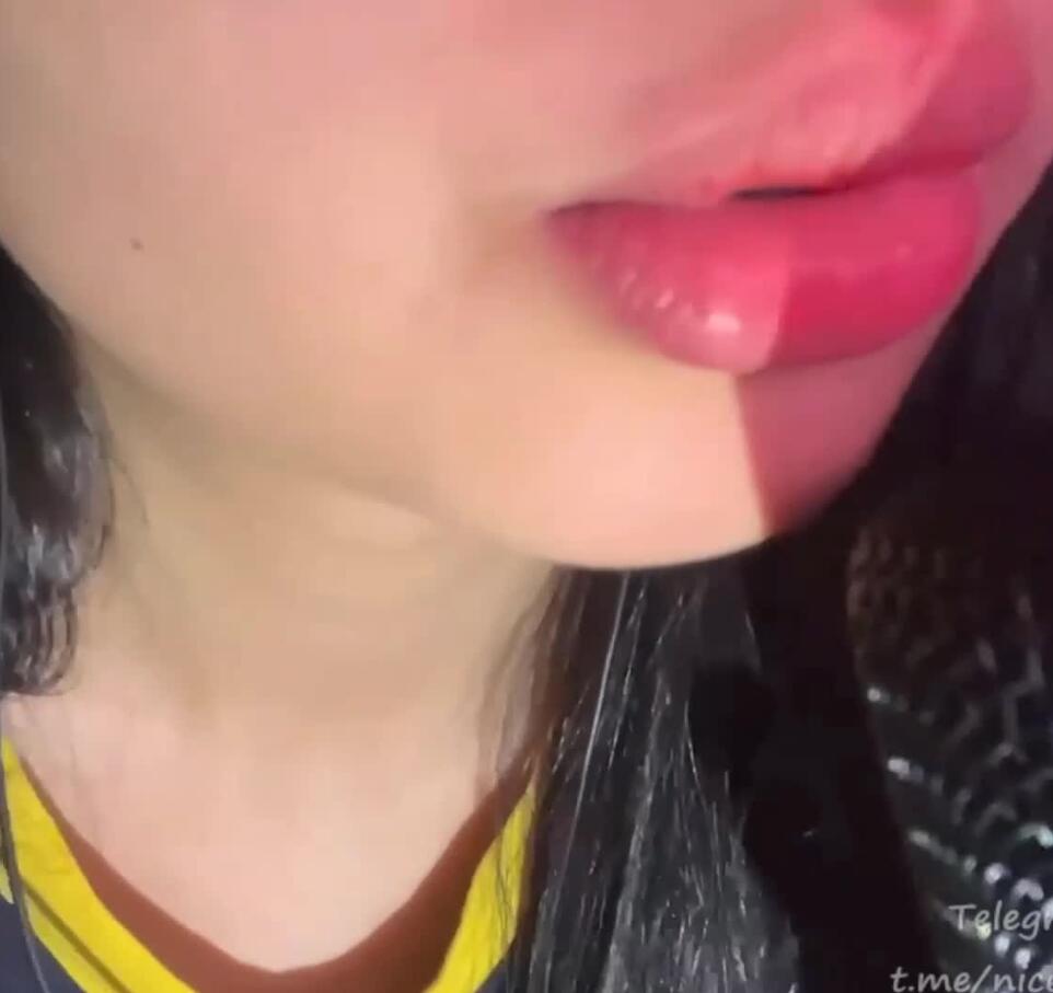 小泡小泡 爱发电 ASMR福利舔眼镜