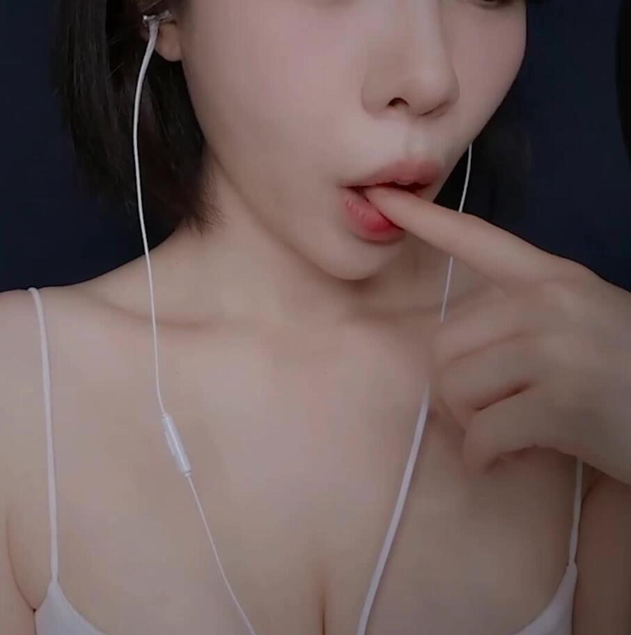 yeonchu会员ASMR福利 舔手指