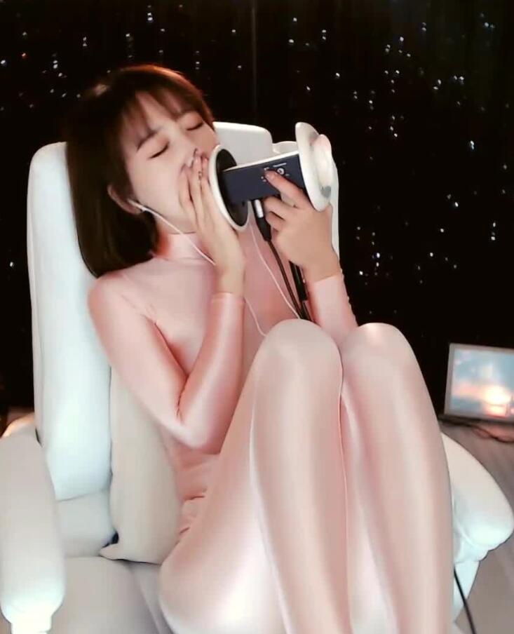 你的圈圈儿 众乐圈圈 ASMR 紧身衣舔耳