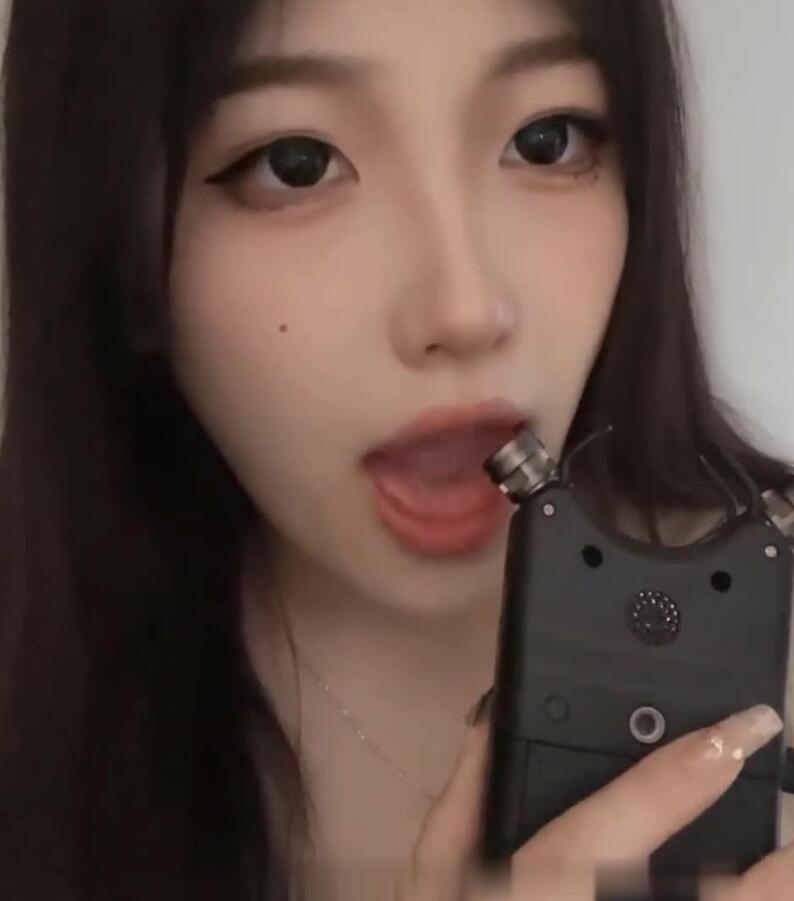 LLS不着 ASMR 舌尖抵麦