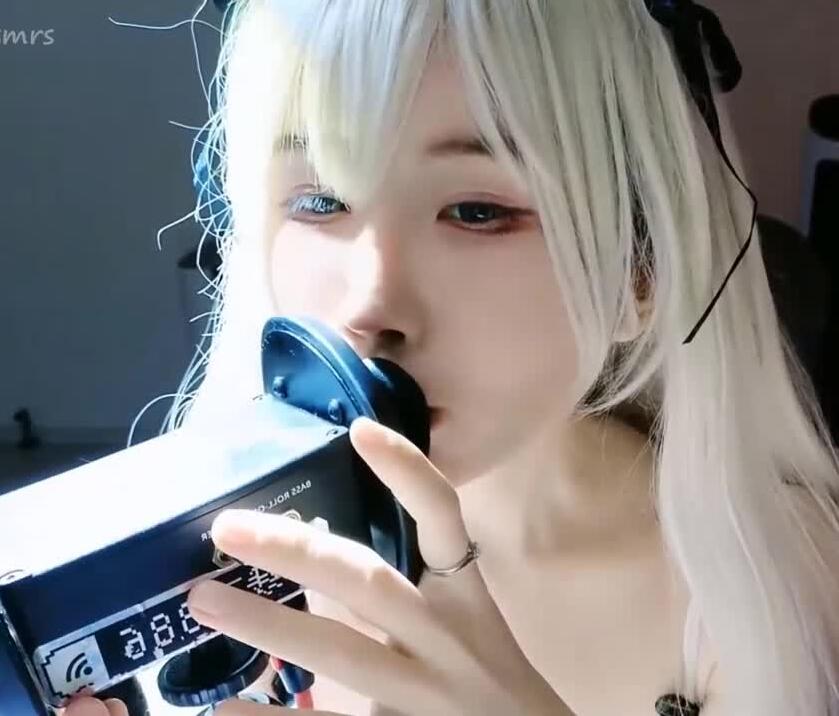 【AKI秋水ASMR】你喜欢女仆穹妹还是睡衣