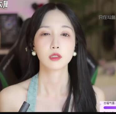 【贝拉小姐姐 ASMR】玉足诱惑