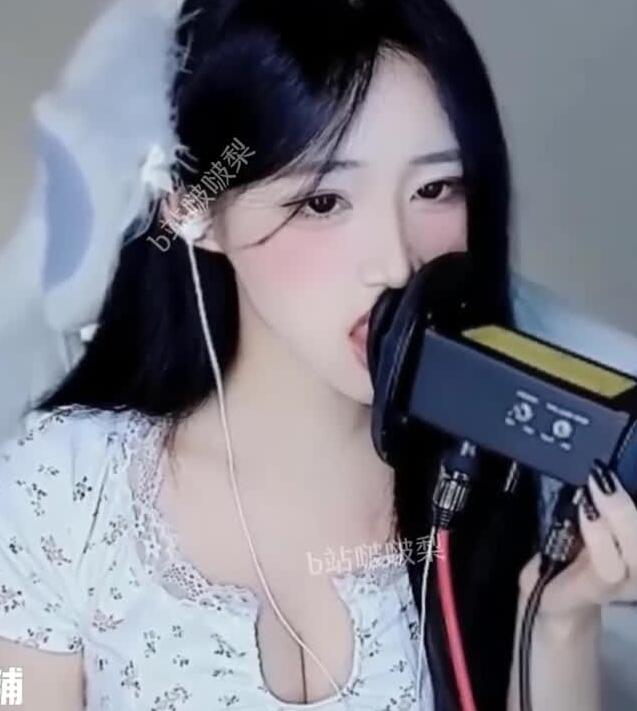 啵啵梨o3o 黑3dio雨夜湿润的穿脑甜儿