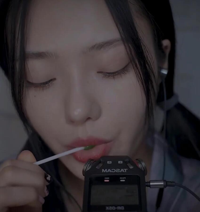 Nareun ASMR 吃棒棒糖