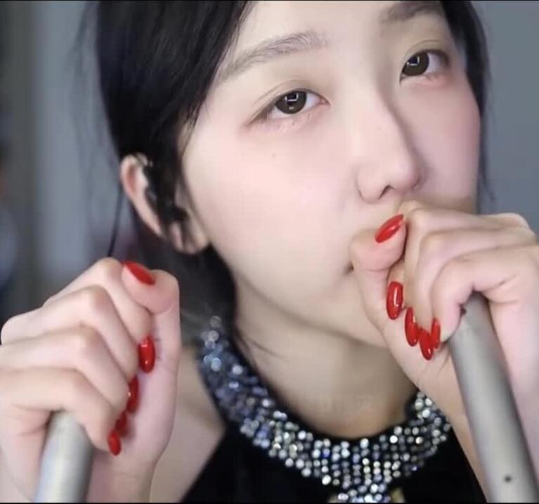 酥酥学姐 暴力舔耳 老司机 木耳朵适用