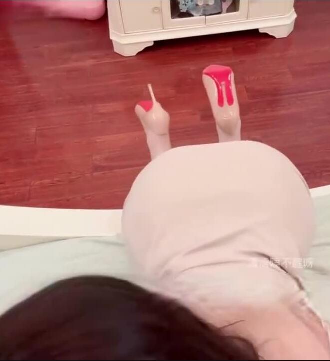 清清睡不醒+对房东使计