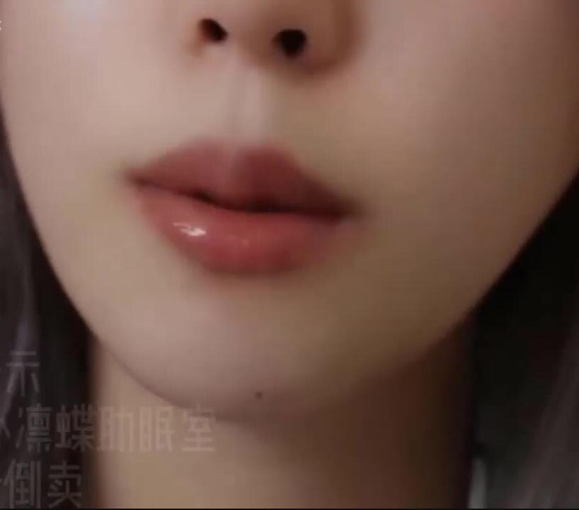 小凛蝶子 三种口红