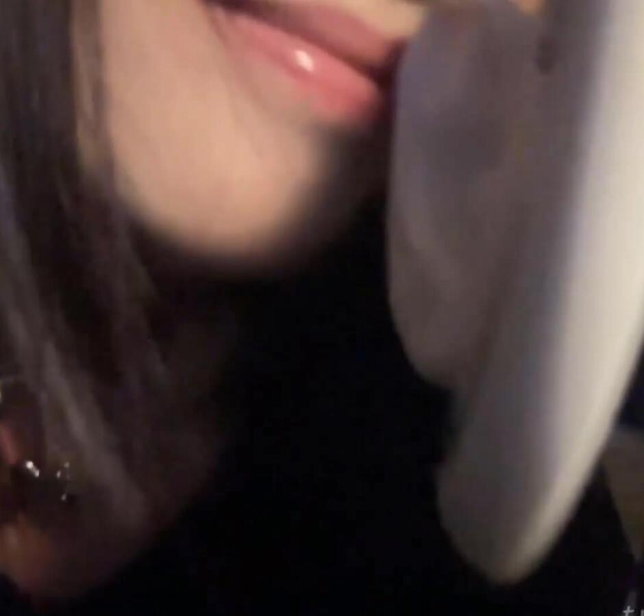 没错ASMR 湿润舔耳